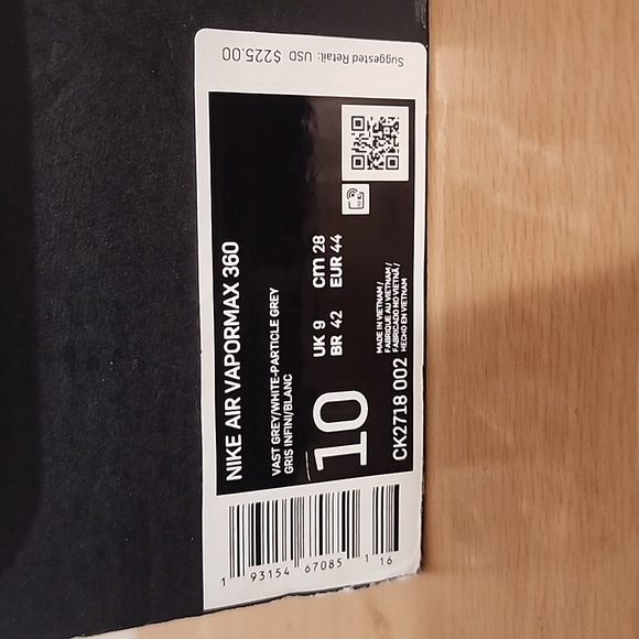 NIKE AIR VAPORMAX 360 SIZE 10 VAST GREY/WHITE-PARTICLE GREY AND RED. - Picture 17 of 17